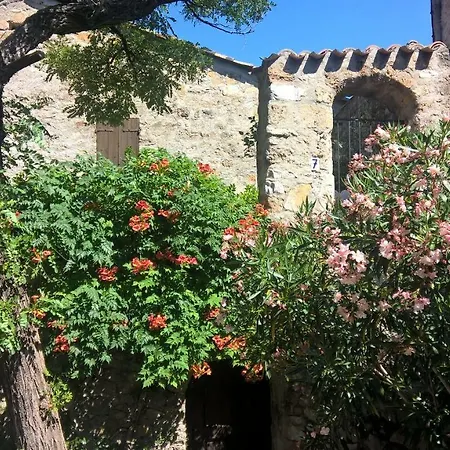 Les Studios De St Guilhem-2